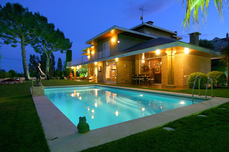 Piscina de Casa o chalet en venta en Tiana con Calefacción, Jardín privado y Parquet