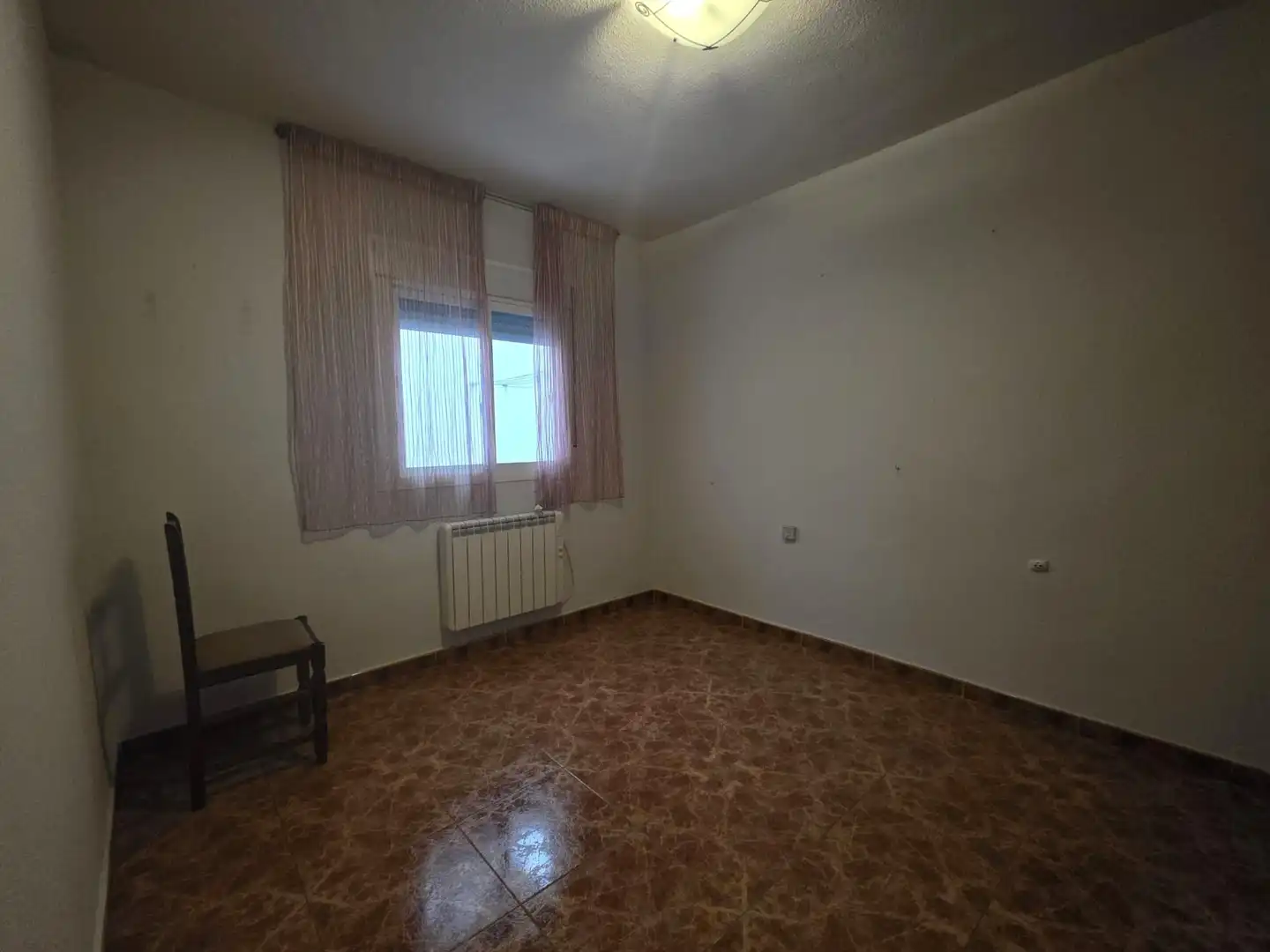 Habitación de Piso en venta en Madrid con Calefacción, Trastero y Amueblado