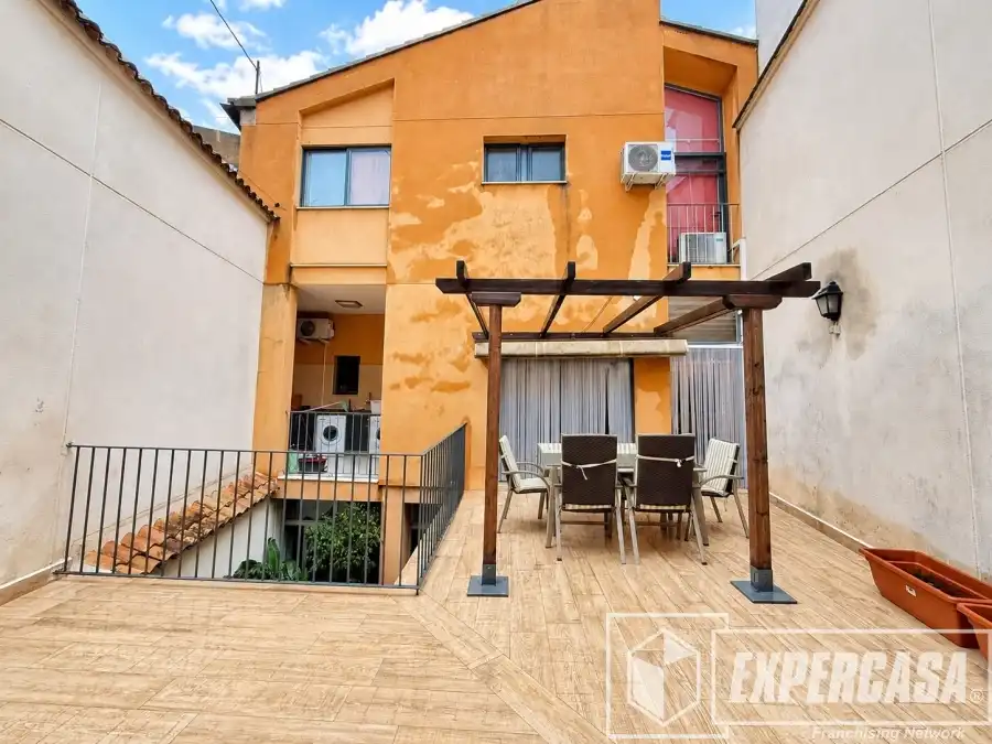 Terrace of Houses for sale in Llíria  with Air Conditioner, Terrace and Storage room