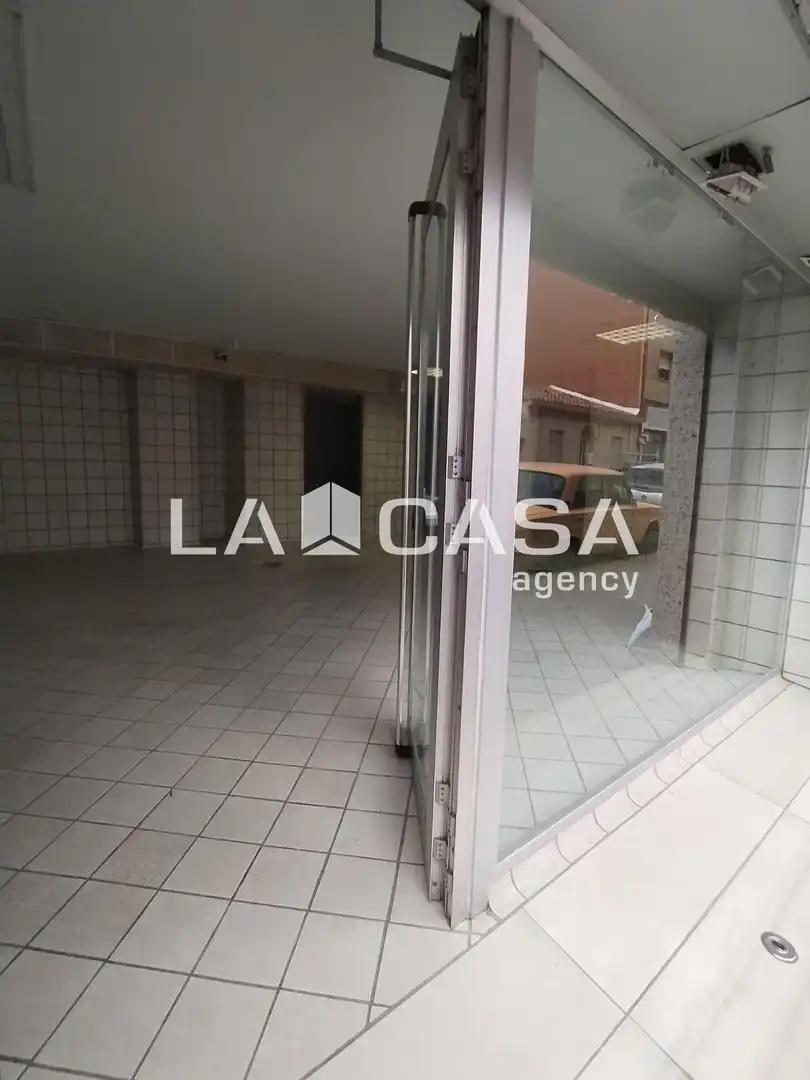 Local comercial en venda a Congost, imagen 2