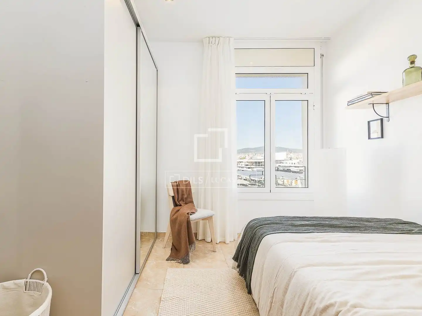 Habitación de Piso en venta en Barcelona con Aire acondicionado, Calefacción y Trastero