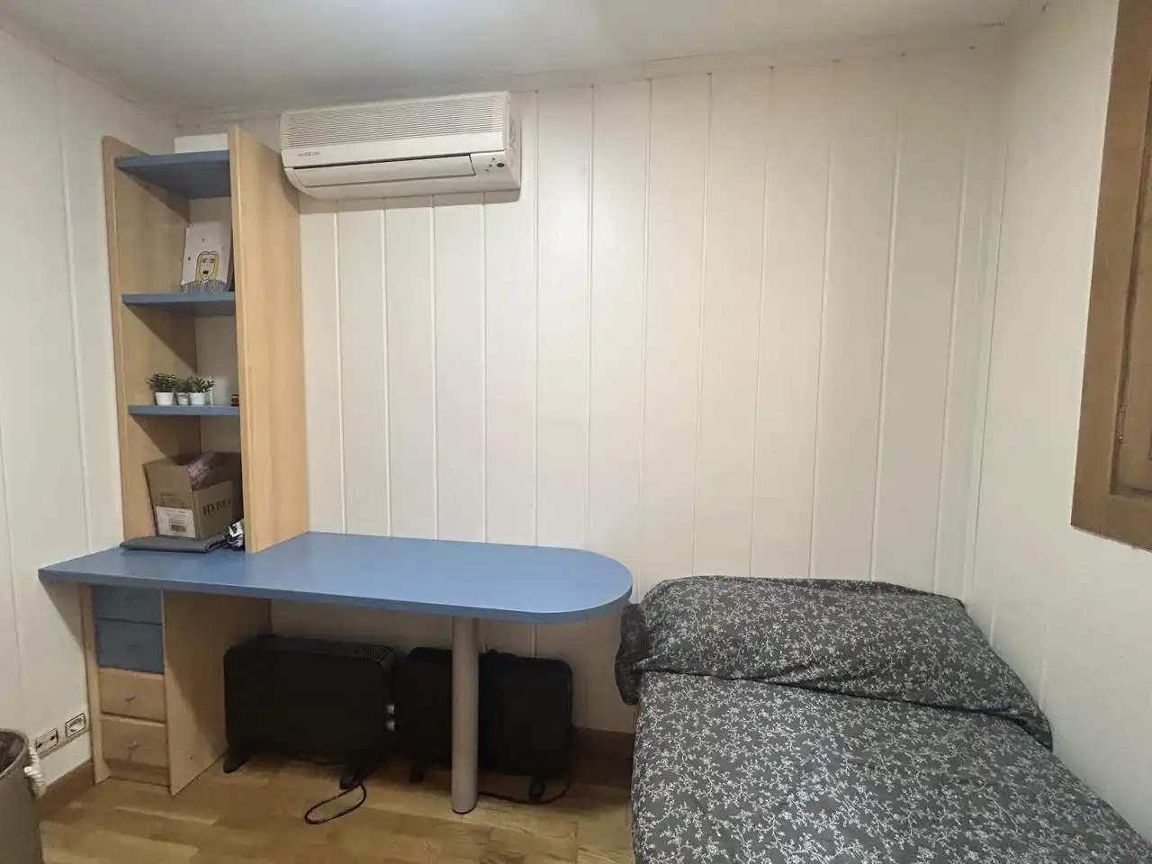 Bedroom of Flat for sale in Valtierra  with Air Conditioner, Parquet flooring and Storage room