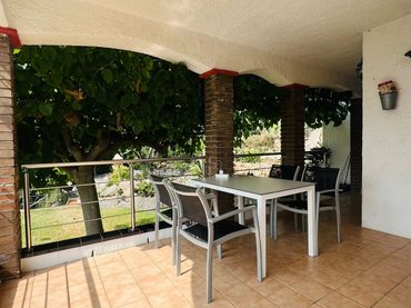 Villa con balcone in vendita a Santa Susanna