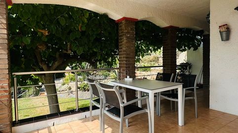 Chalet con piscina y vistas panorámicas al mar en venta en Santa Susanna