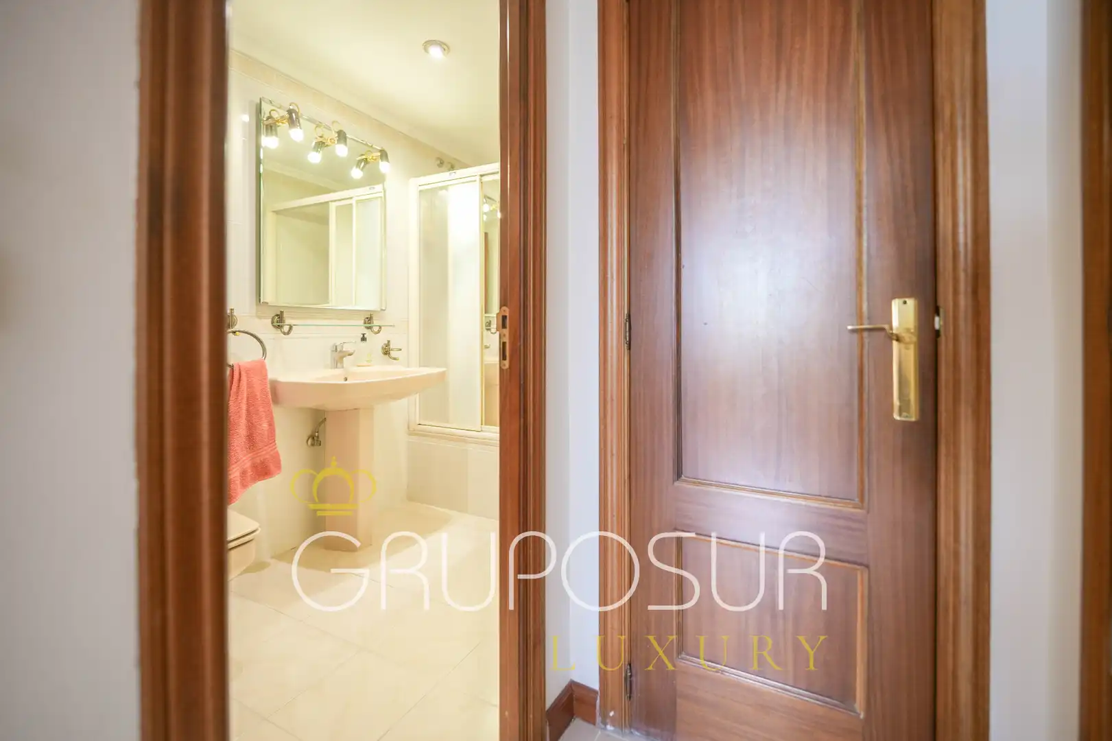 Maison mitoyenne avec piscine à vendre à Calle Mariano de los Cobos 76, imagen 38