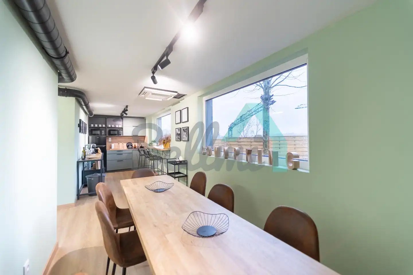Kitchen of Office for rent in Ribera de Arriba  with Air Conditioner and Furnished