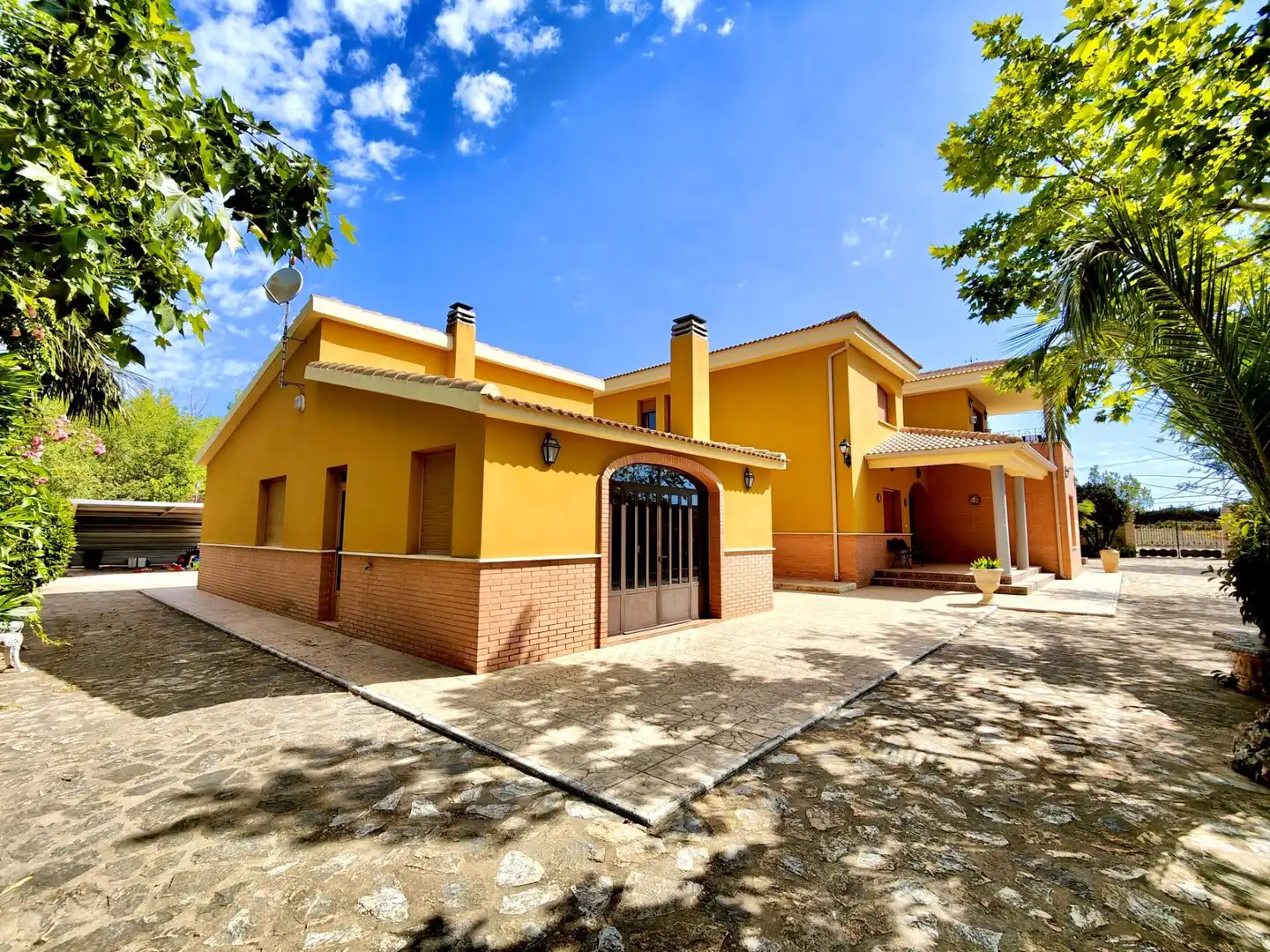 Casa amb piscina en venda a Banyeres de Mariola