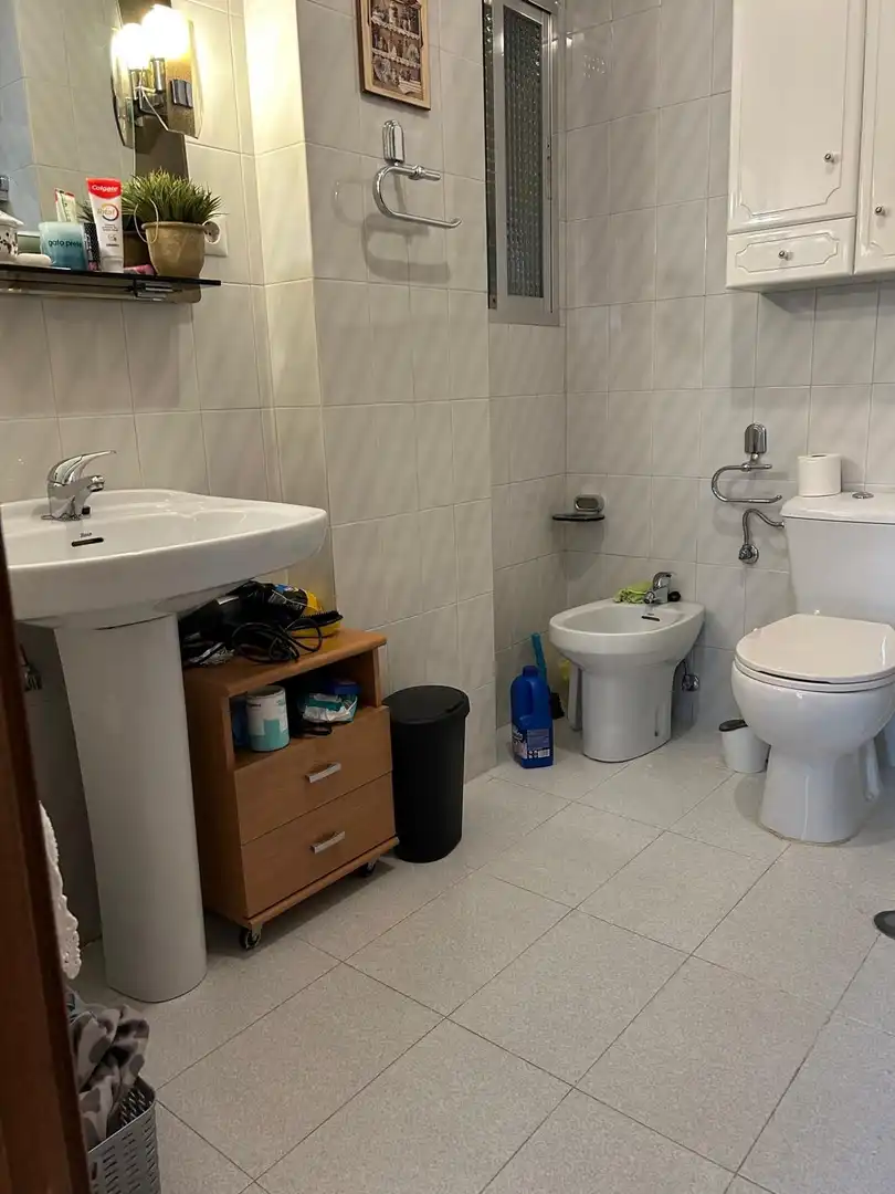 Baño de Piso para compartir en Madrid con Amueblado