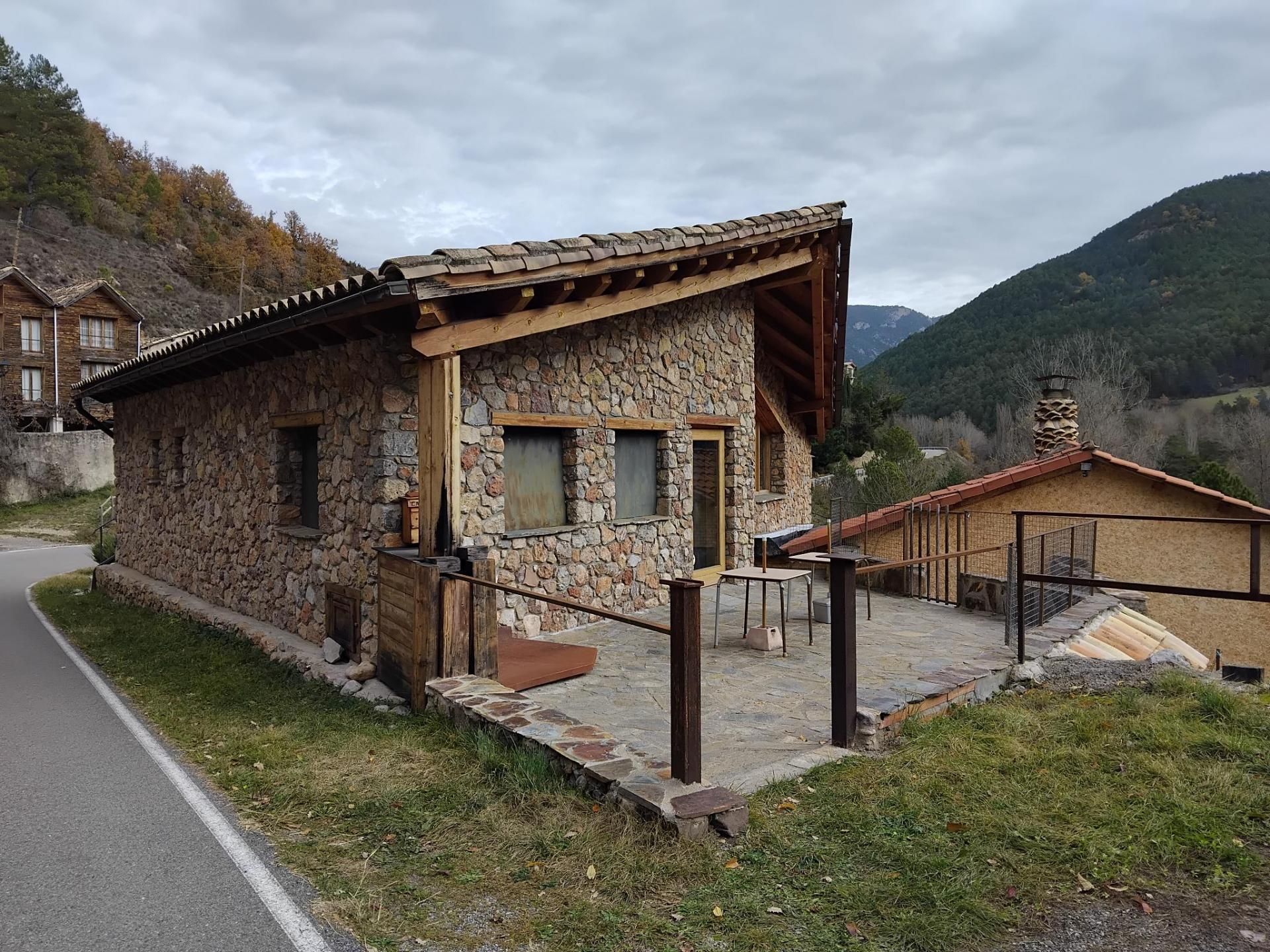 Exterior view of House or chalet for sale in La Vansa i Fórnols  with Heating