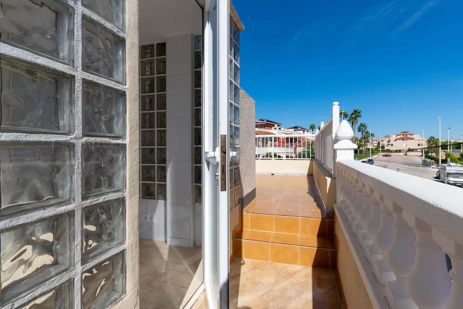 Bungalow avec piscine à vendre à Calle HORIZONTE CL 4, imagen 12