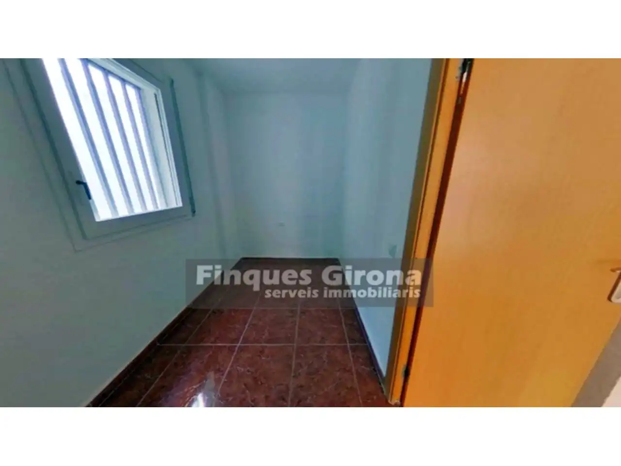 Flat with terrace for sale in Calle Empúries, imagen 8