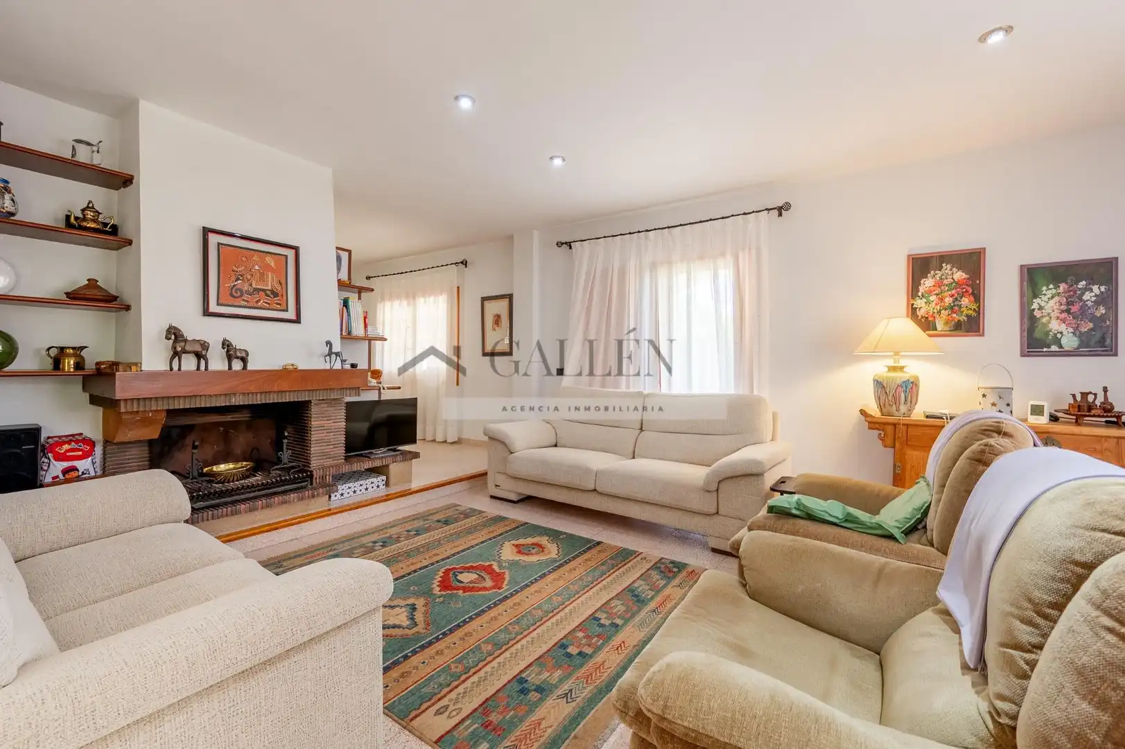 Chalet con piscina en venta en Montornés - Las Palmas - El Refugio, imagen 2