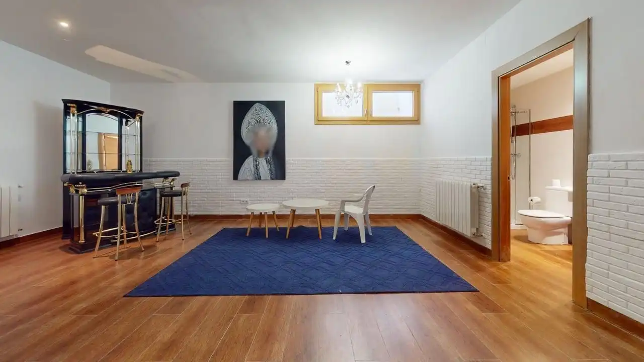 Houses for sale in Ciudalcampo  with Air Conditioner, Heating and Private garden
