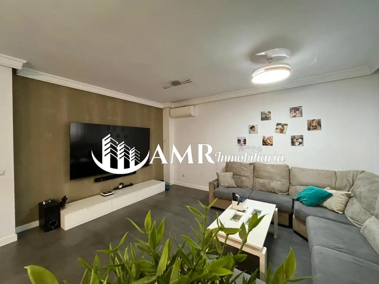 Living room of Detached homes for sale in Seseña  with Air Conditioner, Heating and Private garden