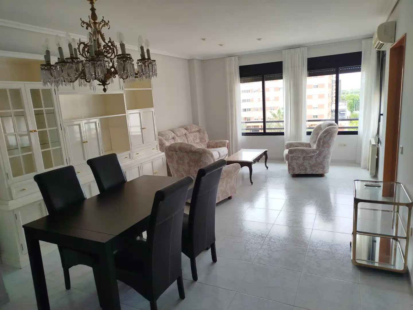Wohnzimmer von Wohnung zur Miete in Castellón de la Plana / Castelló de la Plana mit Heizung, Möbliert und Ofen