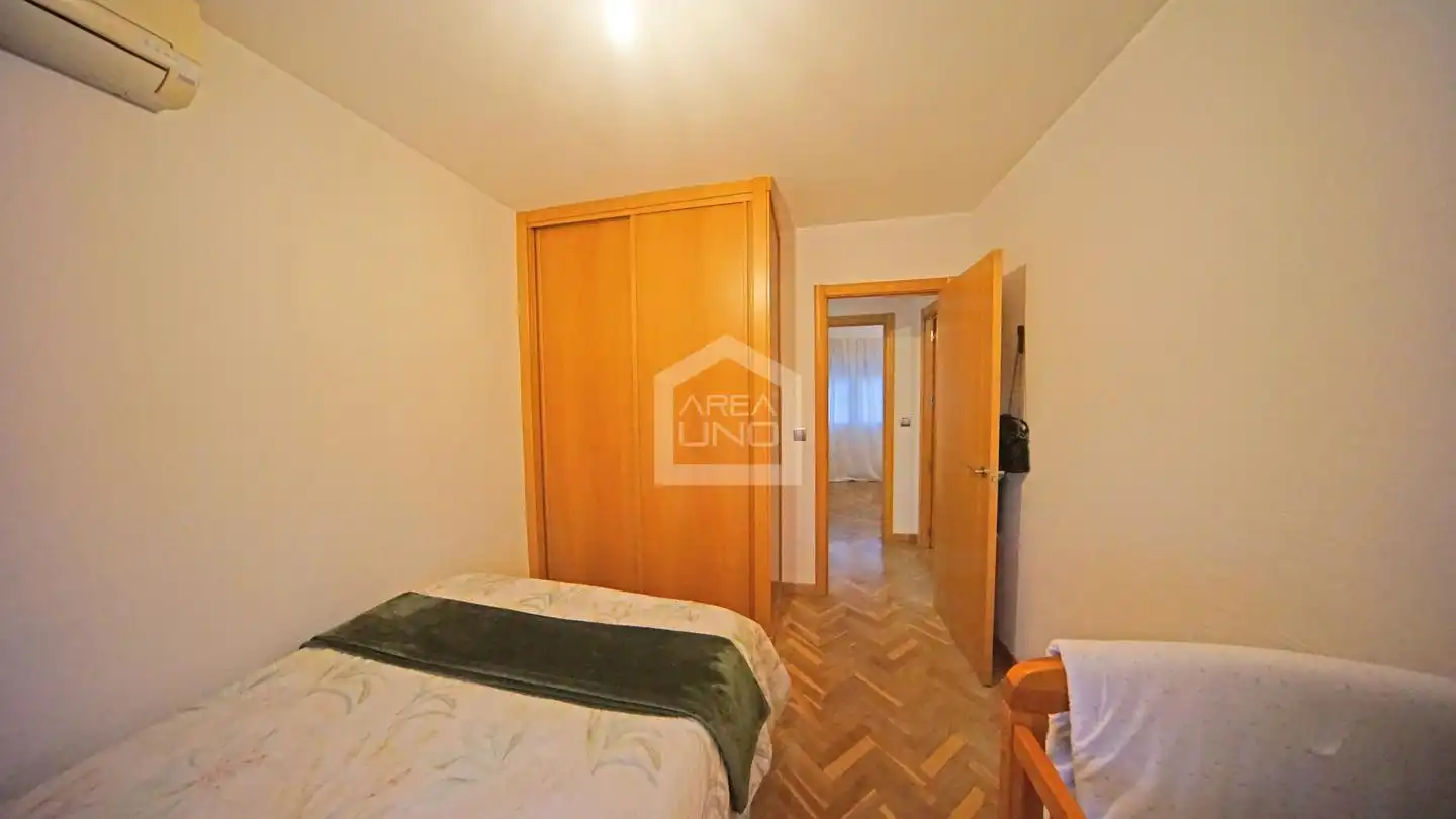 Habitación de Piso en venta en Alcorcón con Aire acondicionado, Calefacción y Parquet