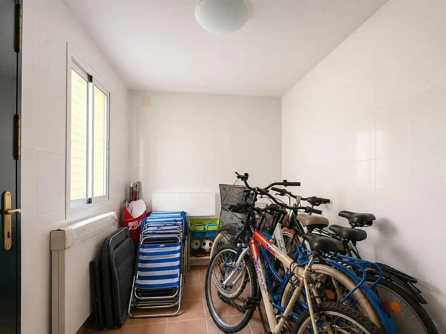Detached homes for sale in Chipiona  with Heating, Terrace and Storage room