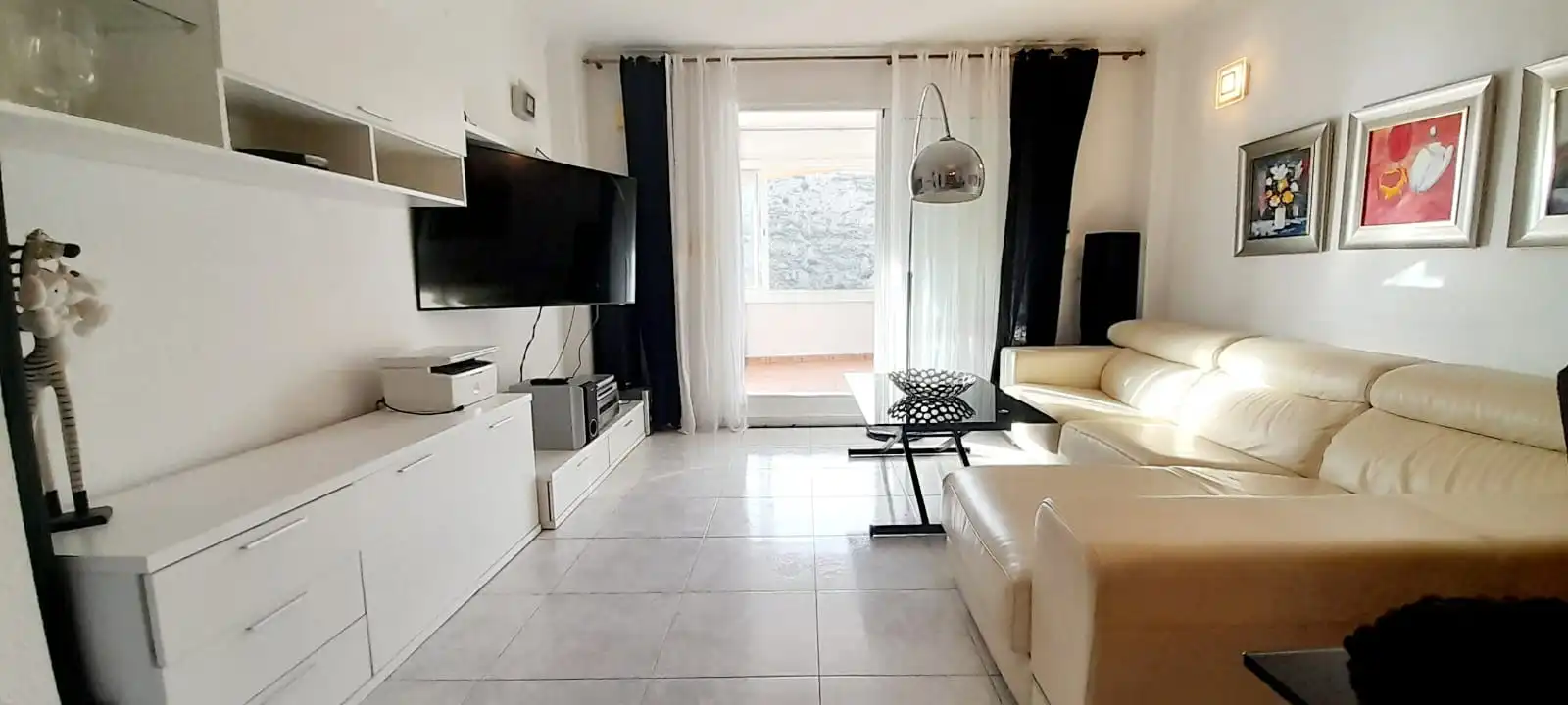 Wohnzimmer von Einfamilien-Reihenhaus zum Verkauf in Benitachell / El Poble Nou de Benitatxell mit Klimaanlage, Heizung und Terrasse