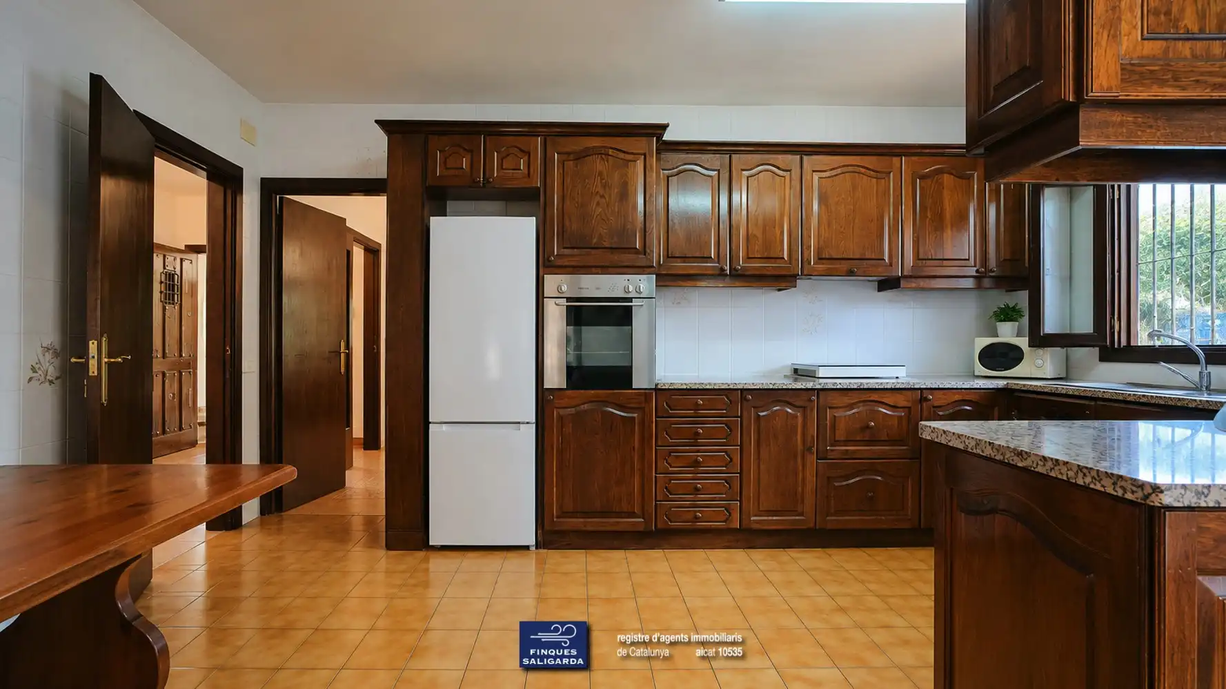 Cuina de Casa o xalet en venda en Seva amb Calefacció, Terrassa i Traster
