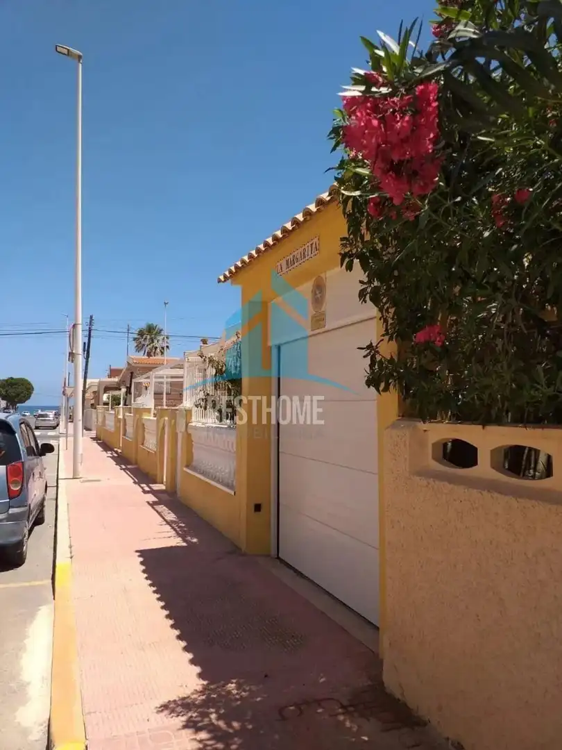 Bungalow amb jardí en venda a La Mata, imagen 11