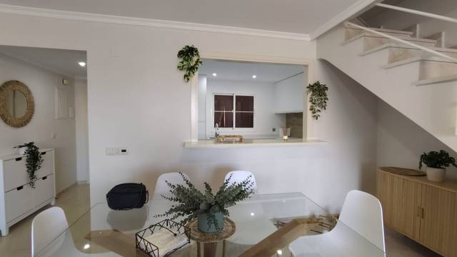 Ático en Venta en Avenida de la Marina, 56 en Puerto de Sotogrande - La Marina