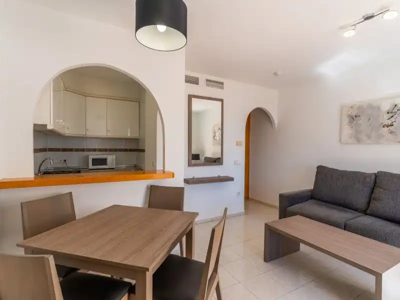 Apartamento con piscina en venta en Cometa, imagen 7