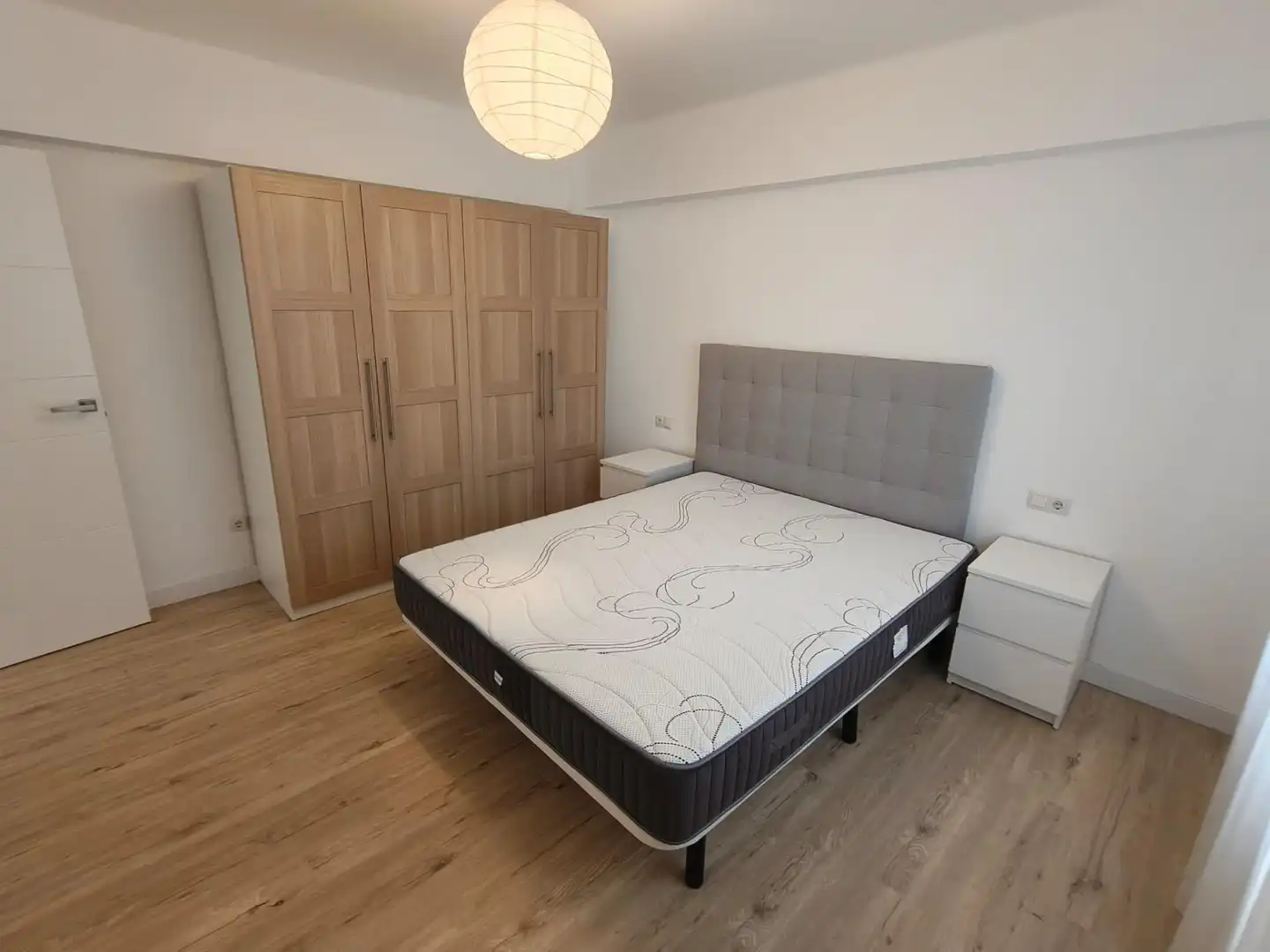 Habitación de Piso de alquiler en Burgos con Calefacción, Trastero y Amueblado