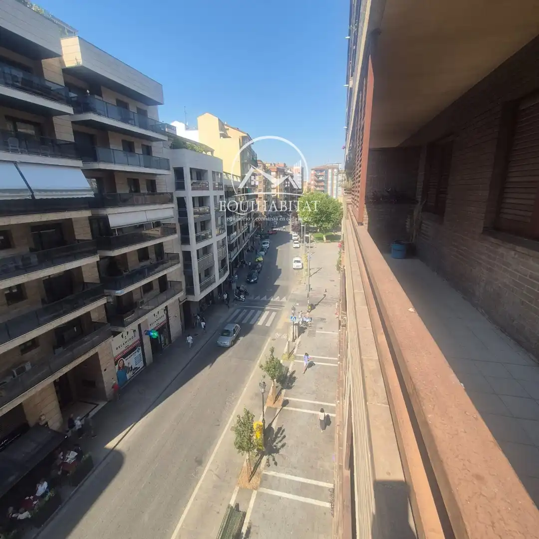 Vista exterior de Piso de alquiler en Lleida con Aire acondicionado, Terraza y Amueblado