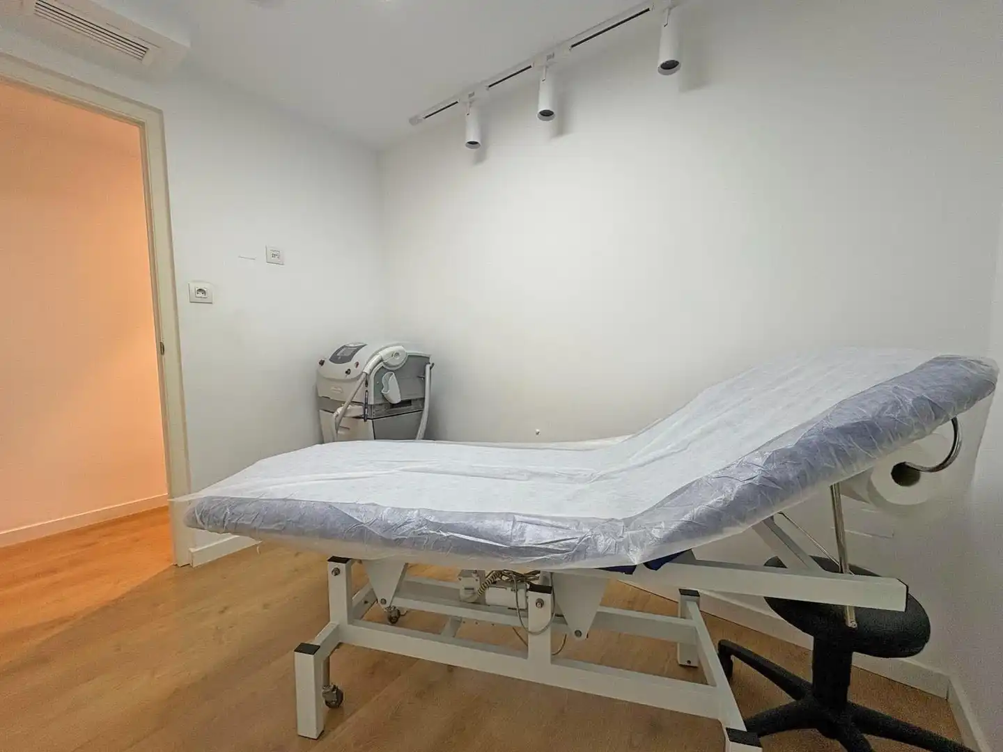 Schlafzimmer von Geschaftsraum zur Miete in Alicante / Alacant mit Klimaanlage, Terrasse und Möbliert