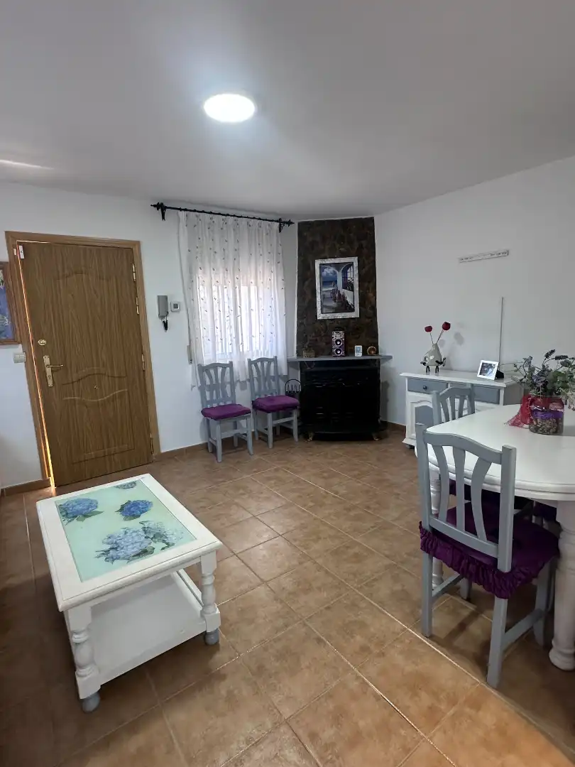 Sala d'estar de Casa o xalet en venda en Illana amb Aire condicionat, Calefacció i Jardí privat