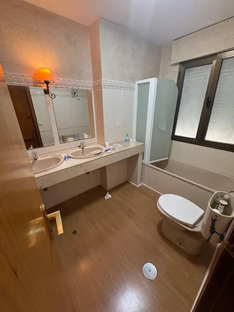 Baño de Casa o chalet en venta en Jerez de la Frontera con Aire acondicionado, Calefacción y Parquet