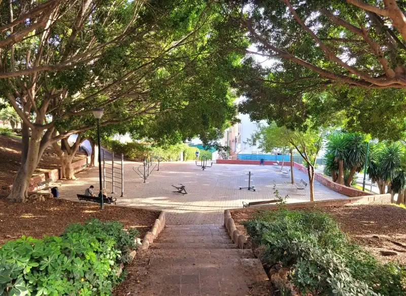 Piso en venta en Calle Jerez Perchet, 24, Cortijo Bazán - Los Casinis - Los Cipreses