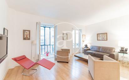 Living room of Flat to rent in  Madrid Capital  with Air Conditioner, Heating and Terrace