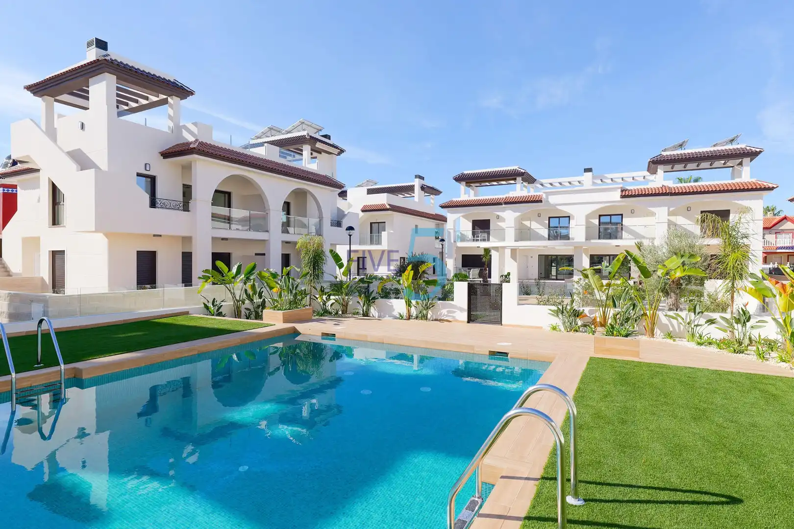 Swimming pool of Flat for sale in Rojales  with Swimming Pool