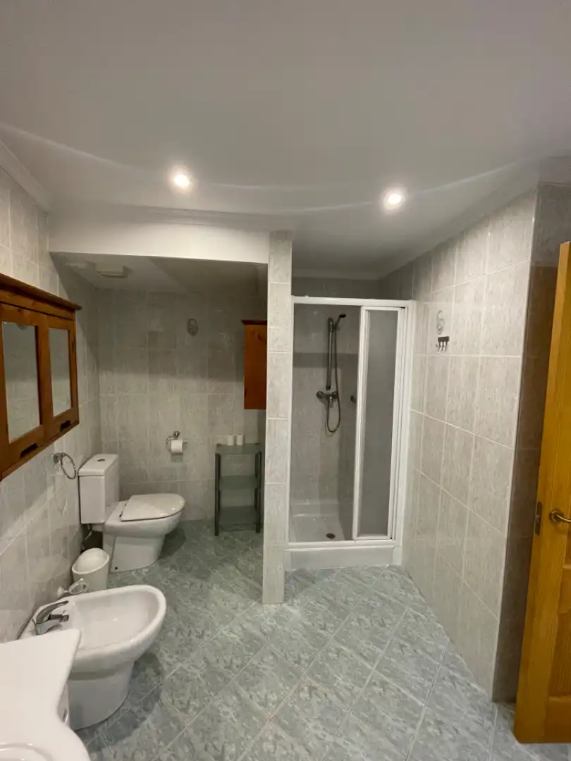 Bany de Pis en venda en Mijas amb Aire condicionat, Piscina i Moblat