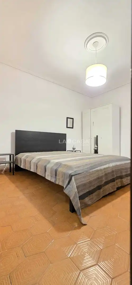 Appartamento con terrazza in vendita a Calle de Juan Bravo, imagen 7
