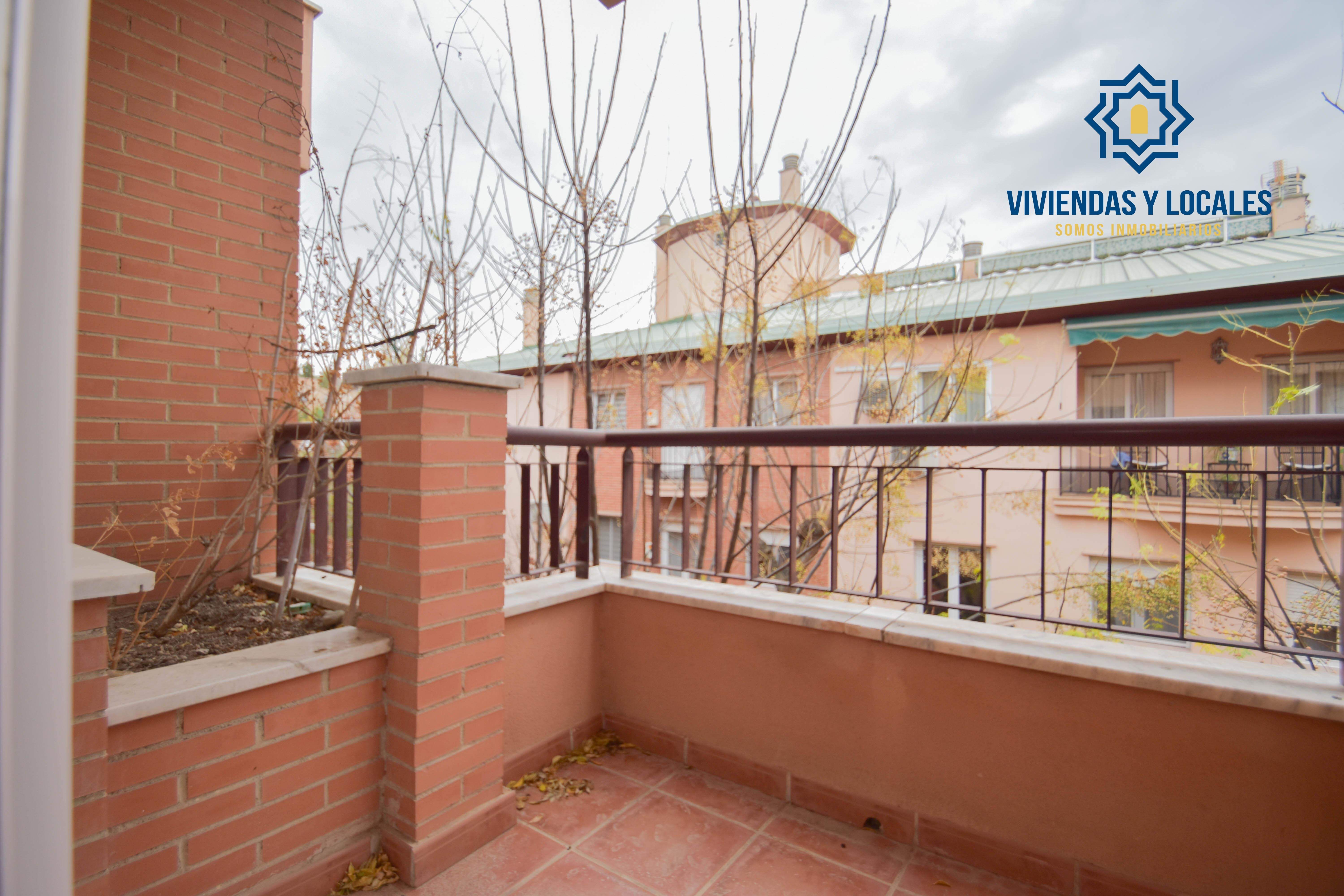 Terrace of Attic for sale in  Granada Capital  with Heating, Private garden and Parquet flooring