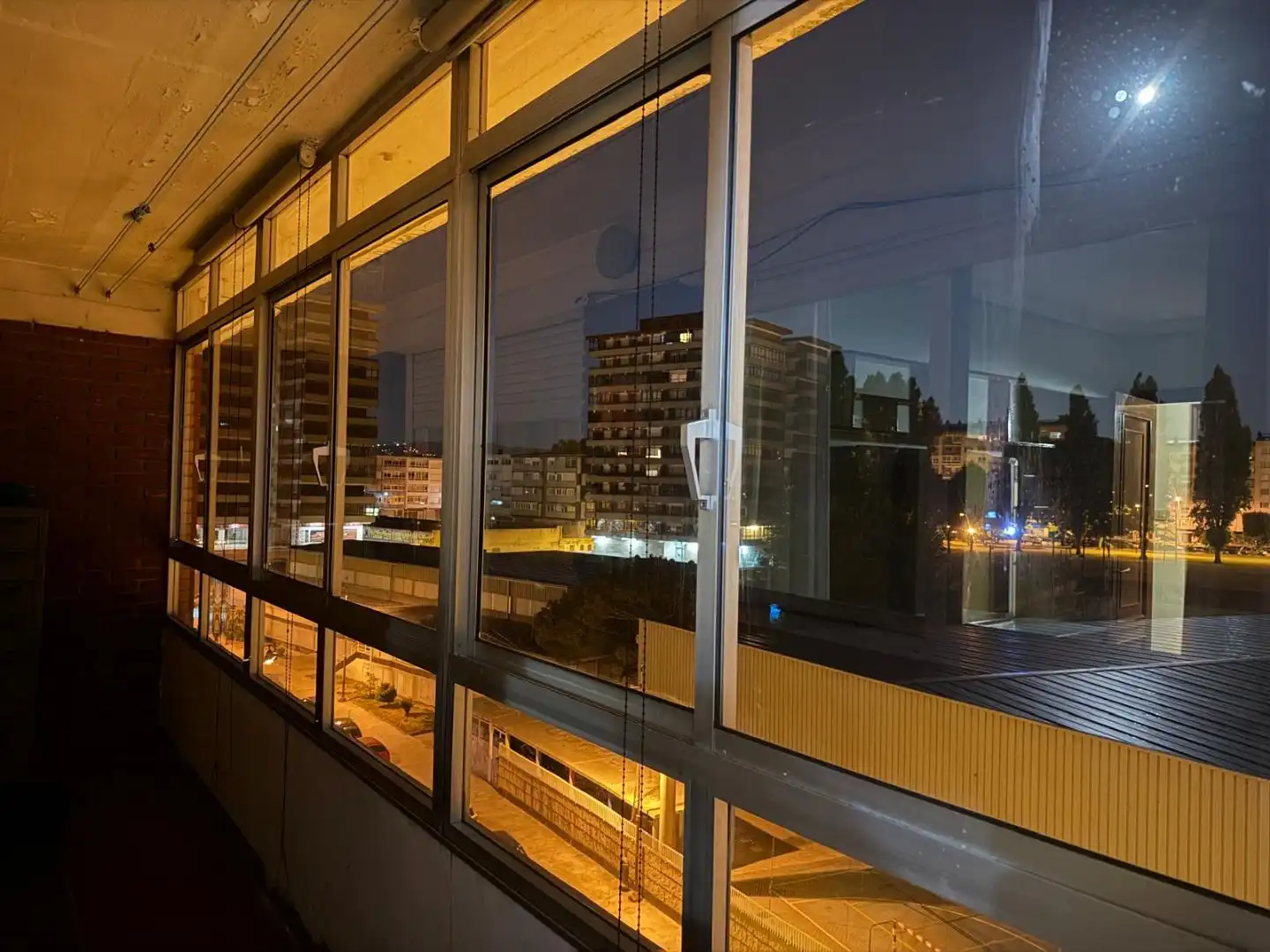 Vista exterior de Piso en venta en Vigo  con Terraza y Balcón
