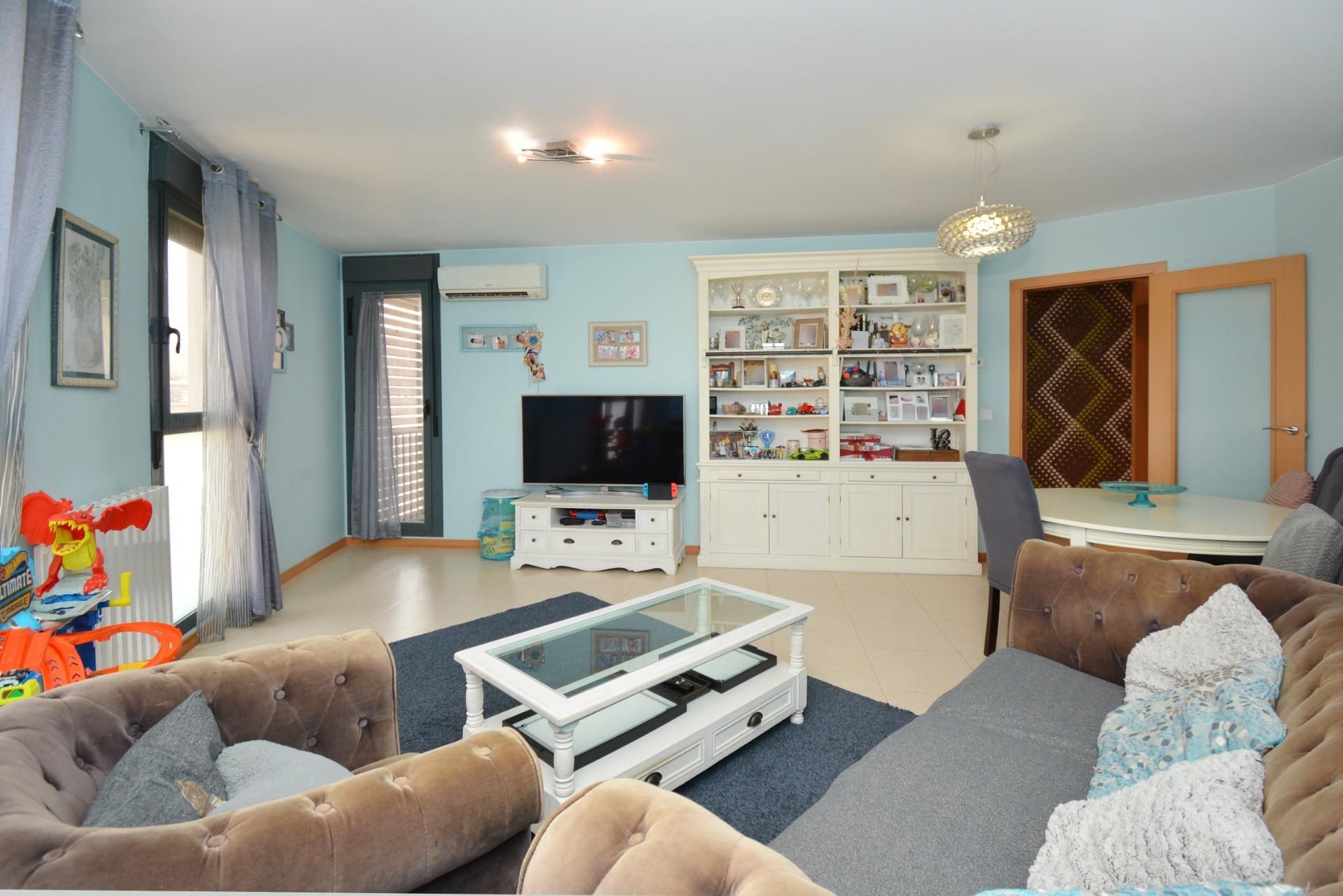 Living room of Flat for sale in Alfajarín  with Air Conditioner, Heating and Private garden