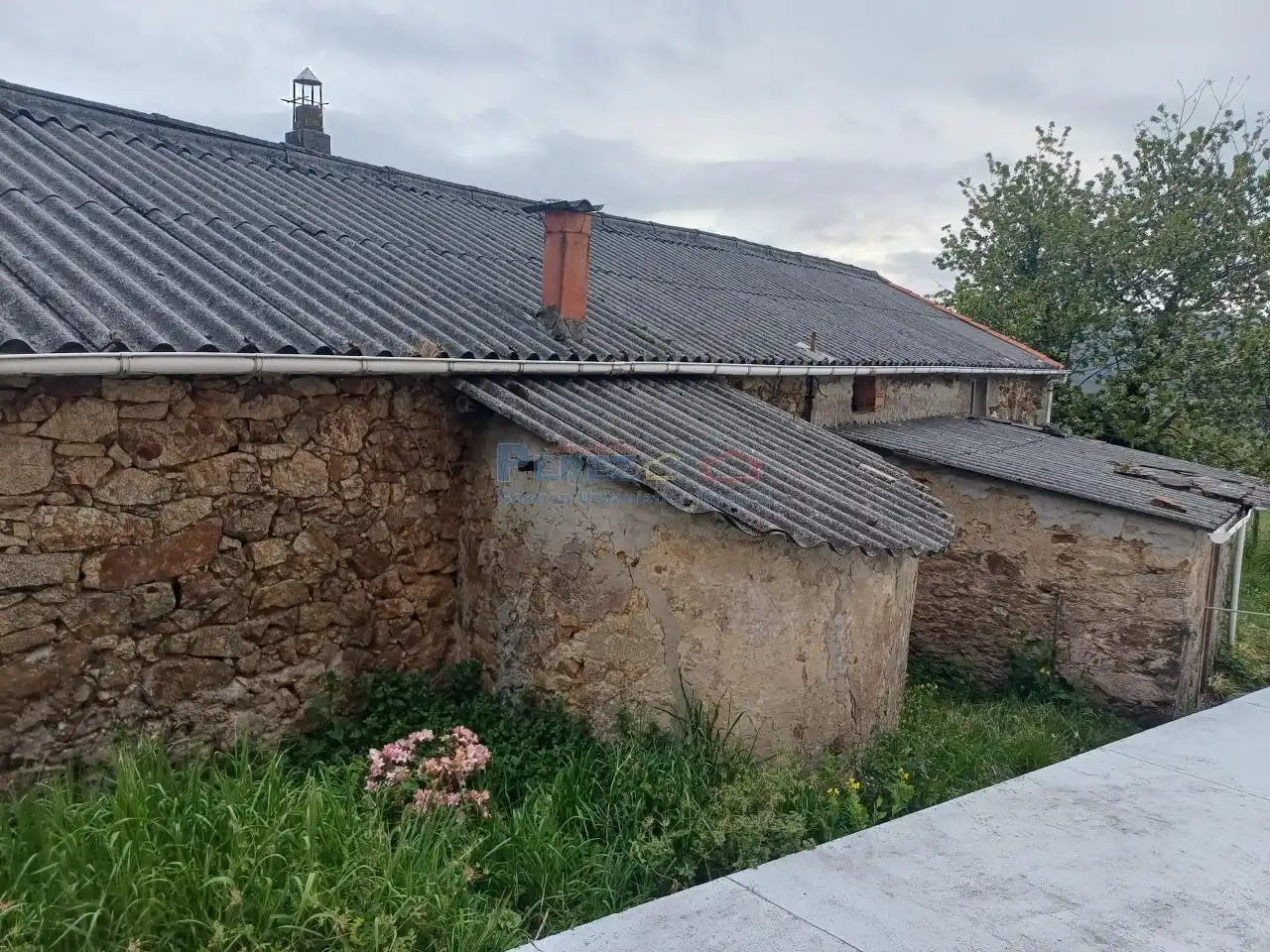 Casa rústica amb jardí en venda a Neda, imagen 9