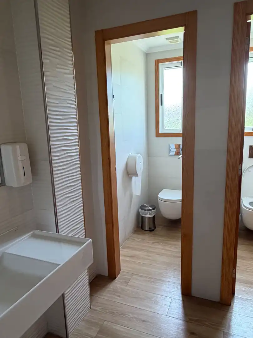Baño de Edificio en venta en Silleda