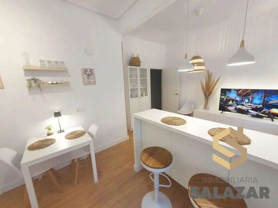 Piso de alquiler en Montaño Etxaldea, Barrio de Uribarri