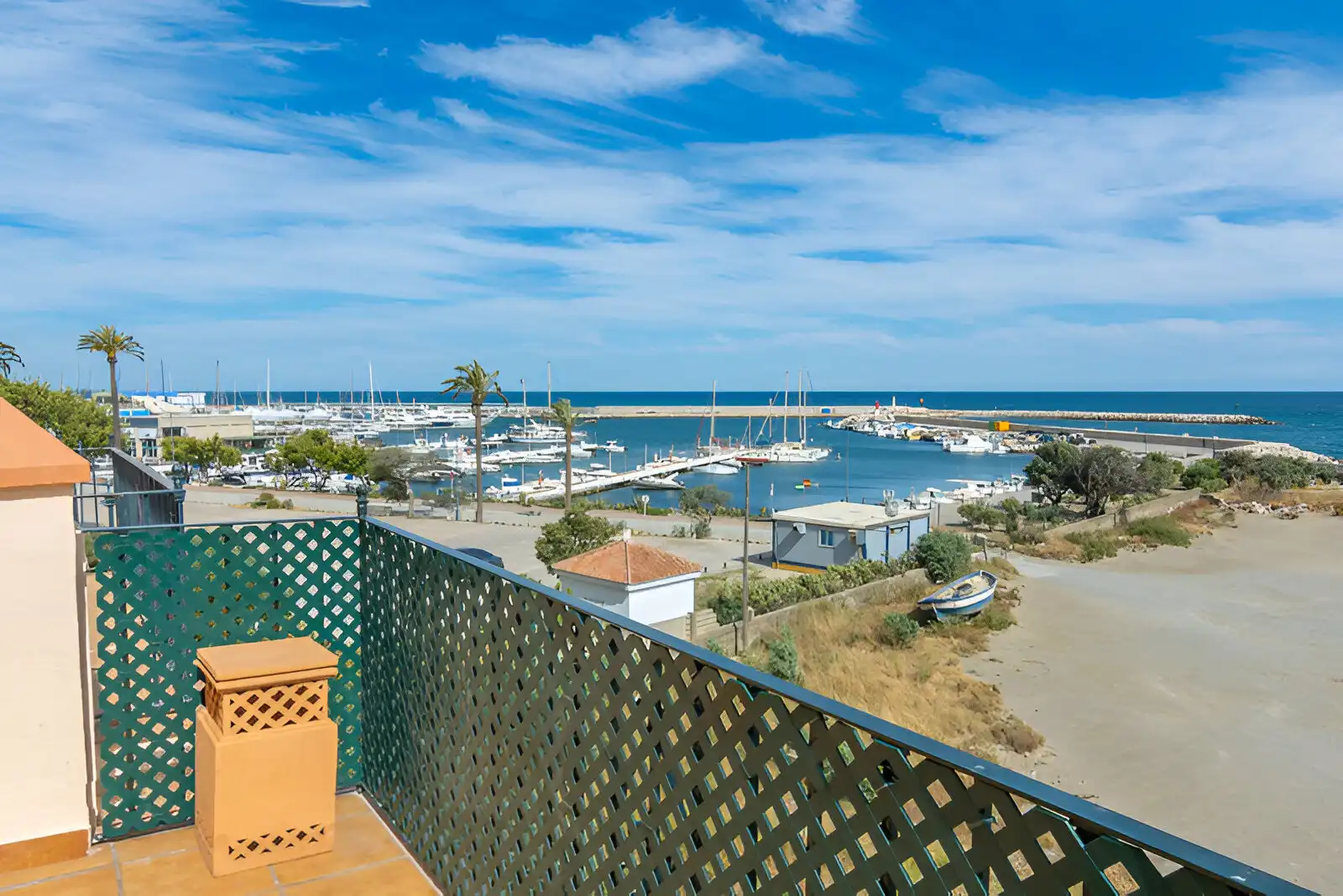 Reihenhaus mit Pool zum Verkauf in Estepona Pueblo