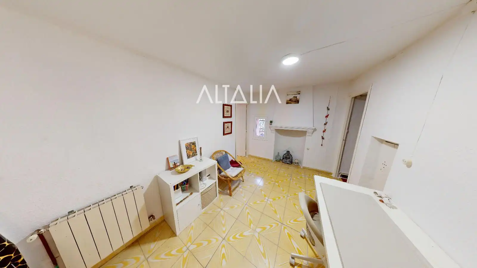 Habitación de Casa adosada en venta en Fuentes con Calefacción, Terraza y Trastero