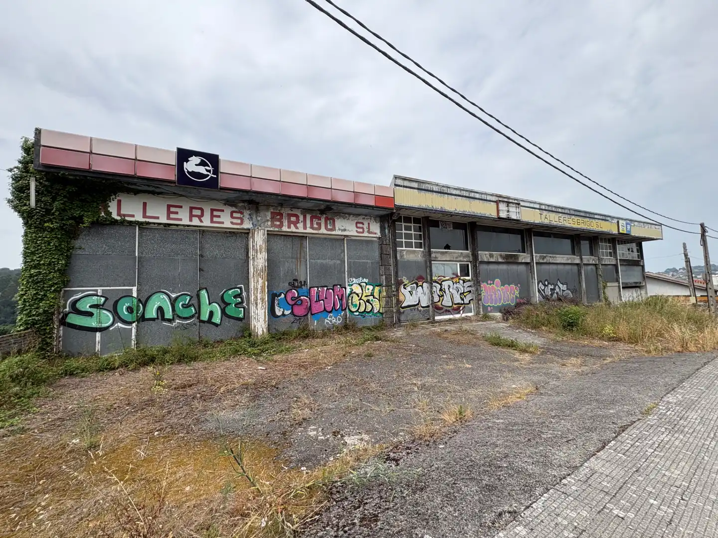 Exterior view of Industrial buildings for sale in Betanzos