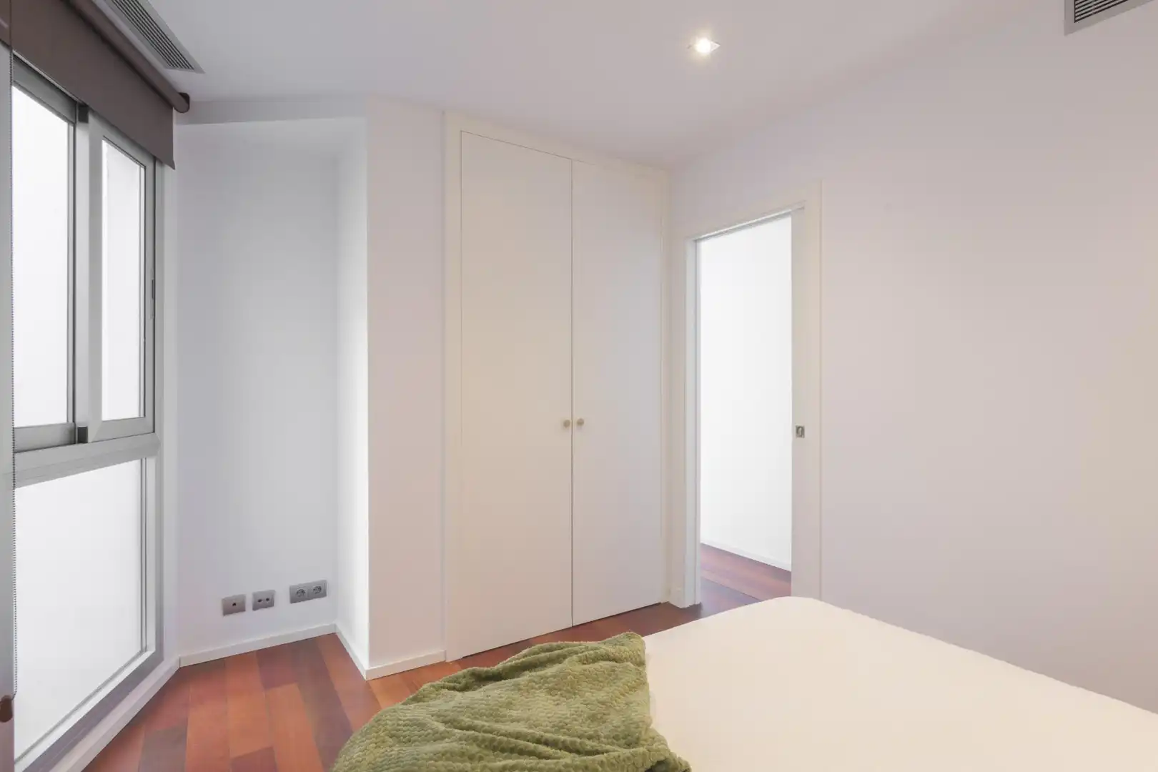 Habitación de Apartamento en venta en Málaga con Aire acondicionado, Calefacción y Terraza