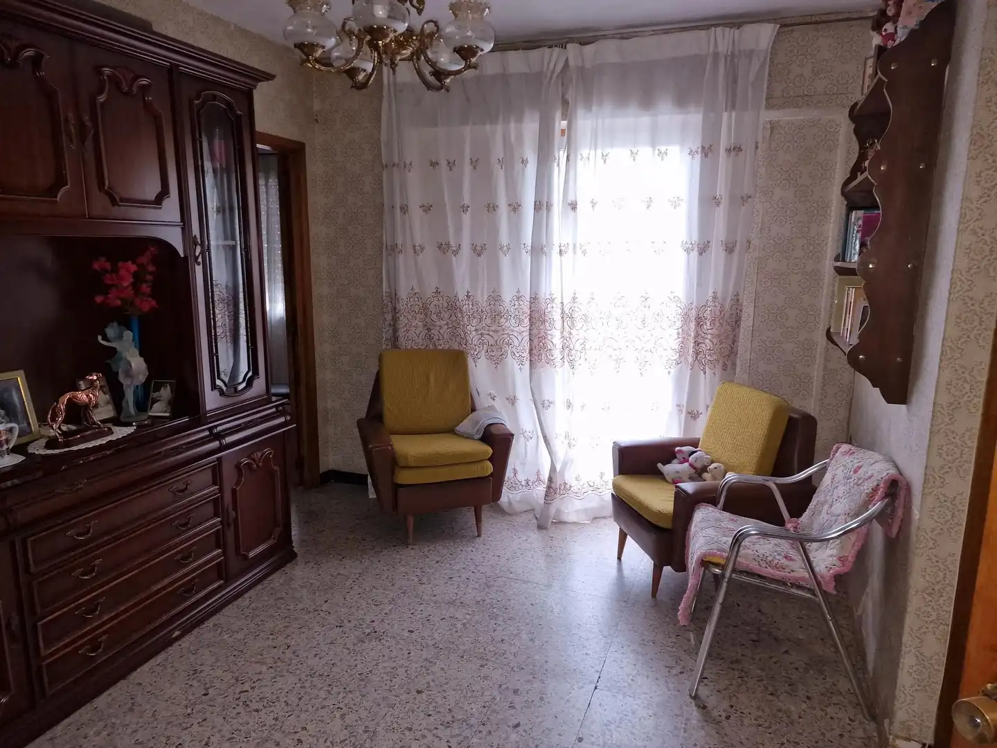 Living room of Houses for sale in Ourense Capital   with Terrace, Storage room and Washing machine