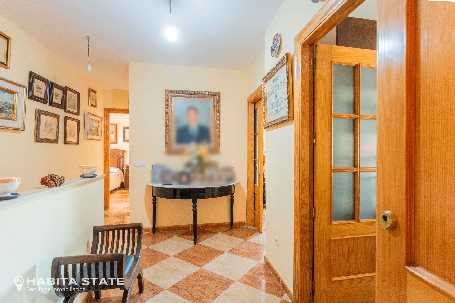 Flat for sale in Rioja  with Air Conditioner, Heating and Oven
