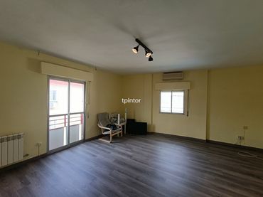 Appartamento con balcone in vendita a Centro Ciudad