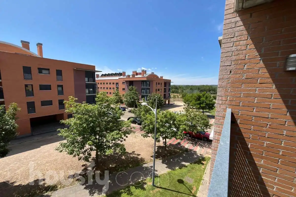 Wohnung zur Miete in Laura de los Ríos, Las Eras de Renueva